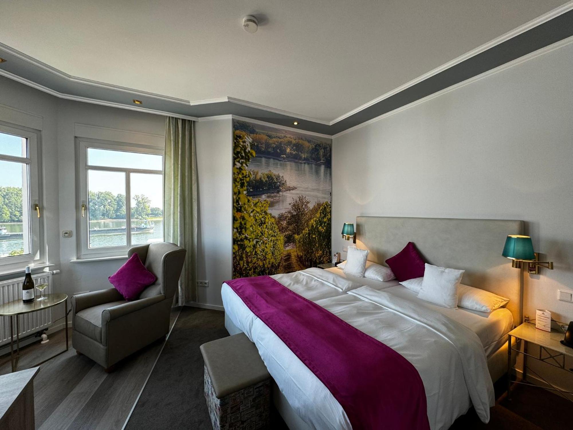 Rhein-Hotel Nierstein Esterno foto
